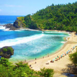 pantai-nglambor-trentravel