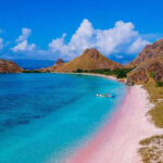 pantai-pink-lombok-trentravel