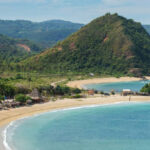 Pantai Senggigi Trentravel