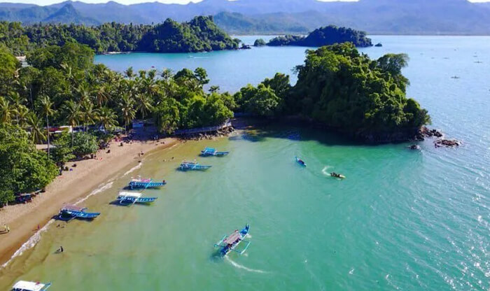 pesona-pantai-prigi-trenggalek-trentravel