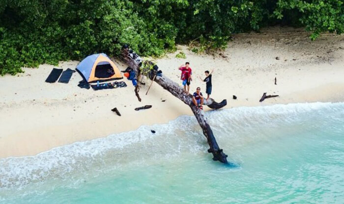 Keindahan Pantai Cijeruk Trentravel