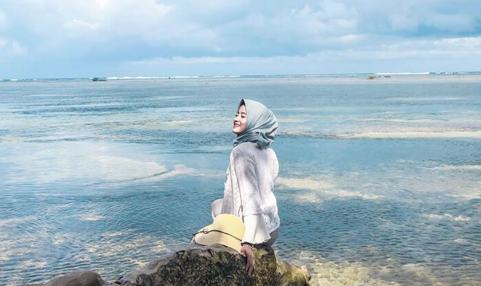 Pantai Cijeruk Garut Trentravel