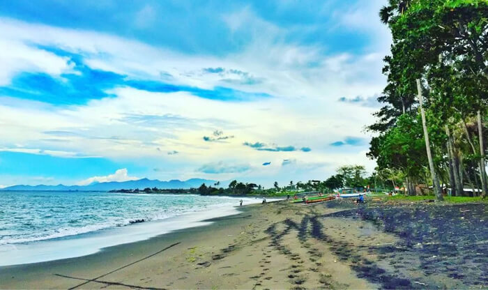 Pantai Saba Bali Trentravel