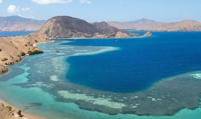 Keindahan Pantai Gili Laba