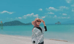 Keindahan Pantai Sari Ringgung Pesawaran