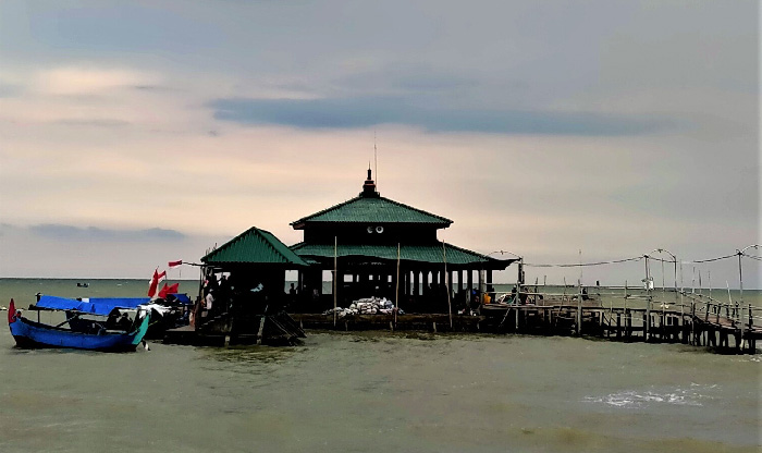 Makam Terapung Demak Syekh Mudzakir